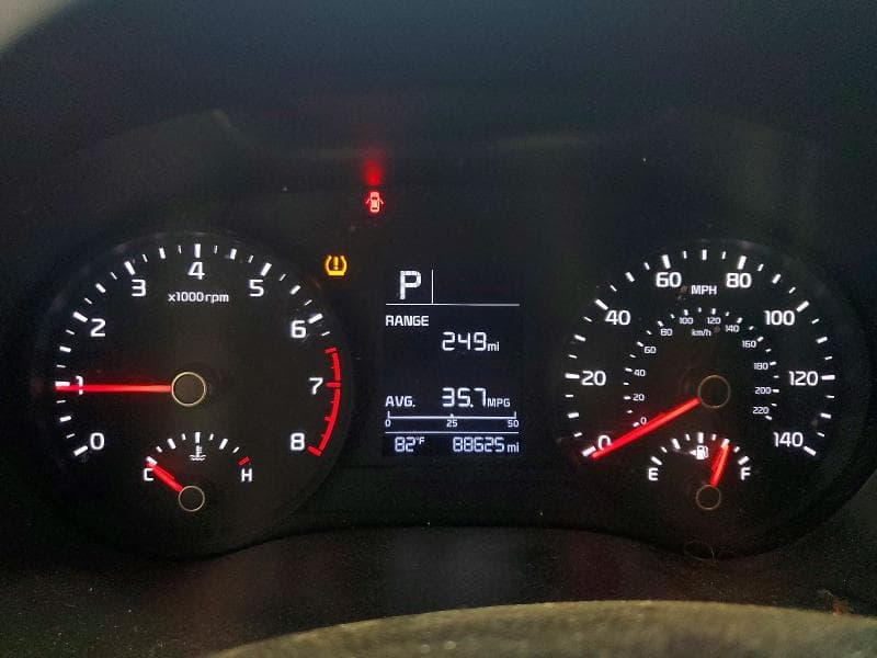 2019 KIA RIO S 9