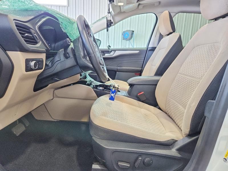 2021 FORD ESCAPE SE 7