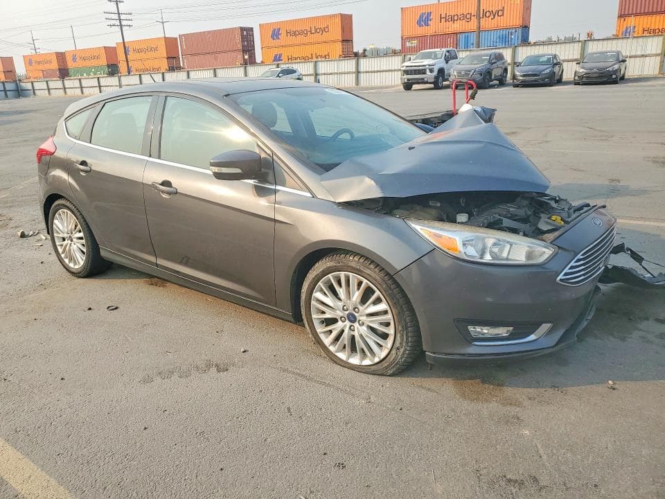 2017 FORD FOCUS TITANIUM 4