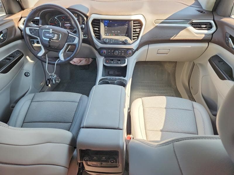 2023 GMC ACADIA SLT 8