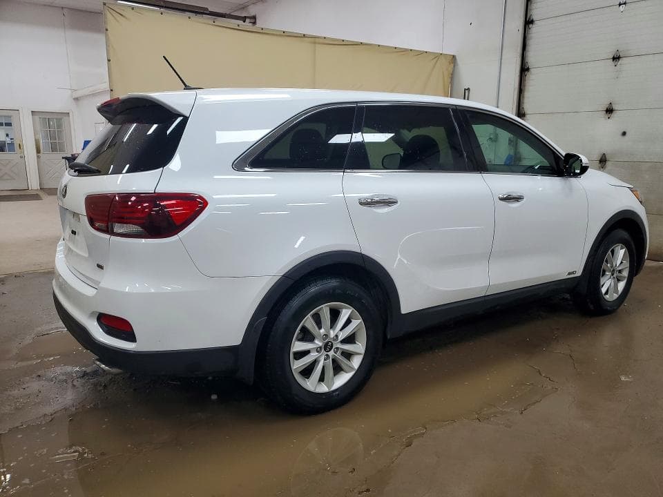 2019 KIA SORENTO LX 3