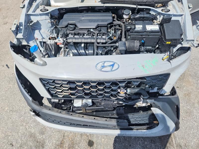 2022 HYUNDAI KONA SEL 12