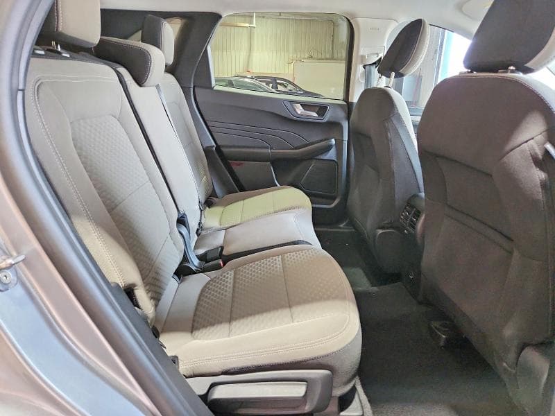 2021 FORD ESCAPE SE 11