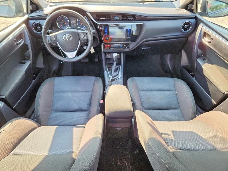 2017 TOYOTA COROLLA LE 8