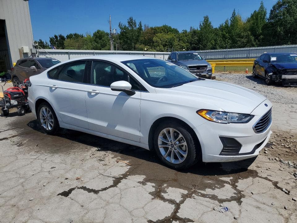 2019 FORD FUSION SE 4