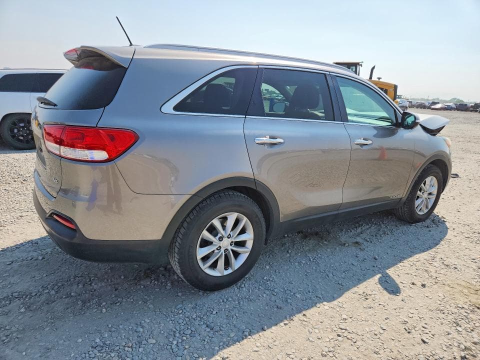 2017 KIA SORENTO LX V6 3