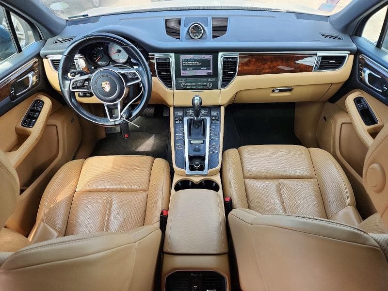2018 PORSCHE MACAN S 8
