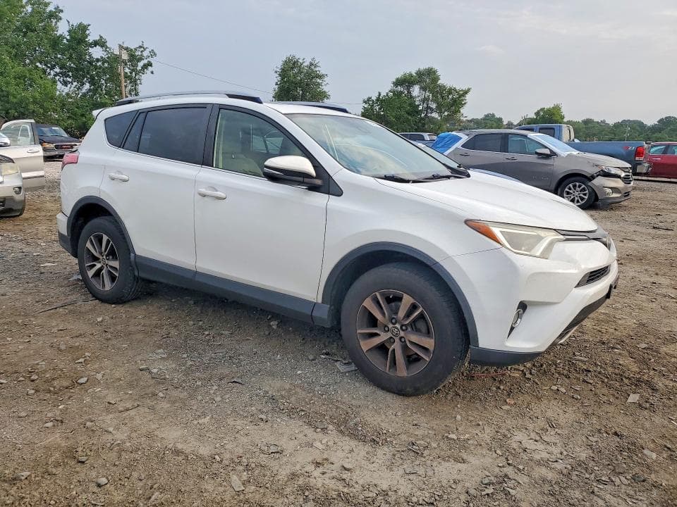2018 TOYOTA RAV4 XLE 4