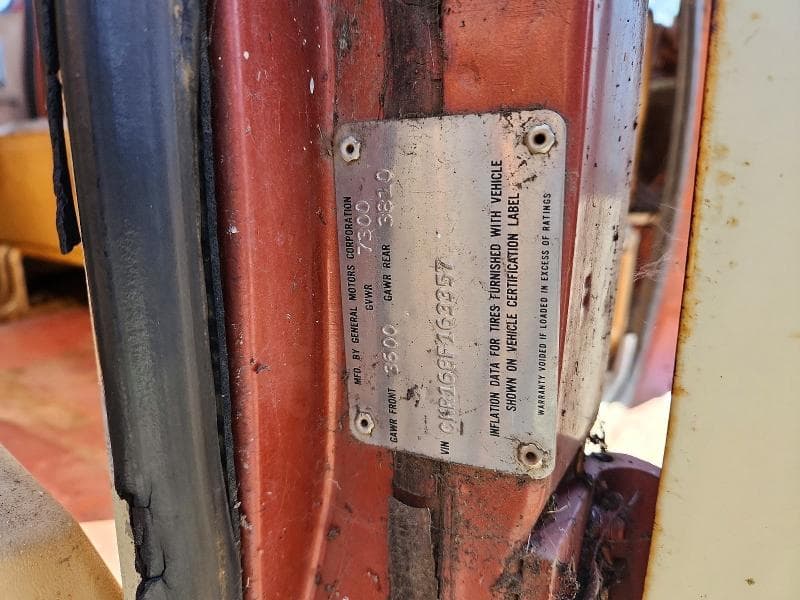 1978 CHEVROLET SUBRBAN 13