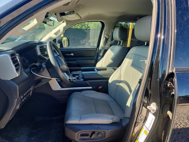 2024 TOYOTA TUNDRA SR5 7