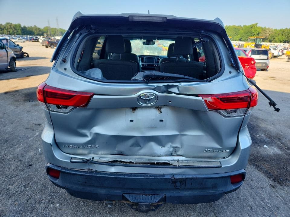 2017 TOYOTA HIGHLANDER XLE 6