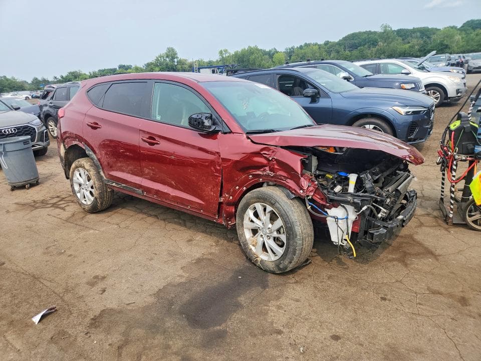 2020 HYUNDAI TUCSON SE 4