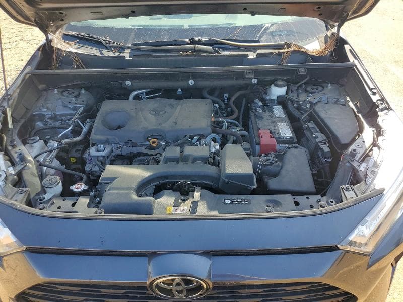 2023 TOYOTA RAV4 XLE 11