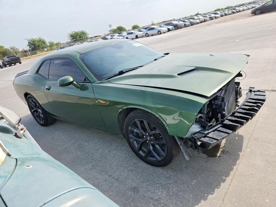 2021 DODGE CHALLENGER SXT 4