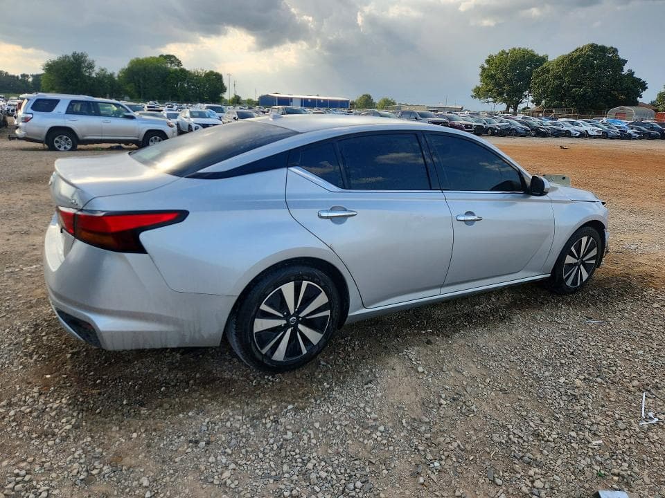 2020 NISSAN ALTIMA SL 3
