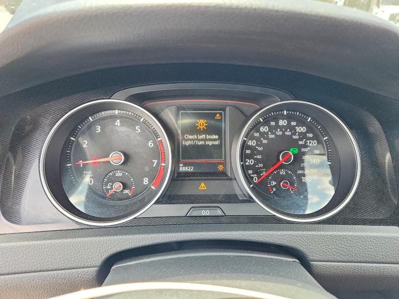 2017 VOLKSWAGEN GTI S/SE 9
