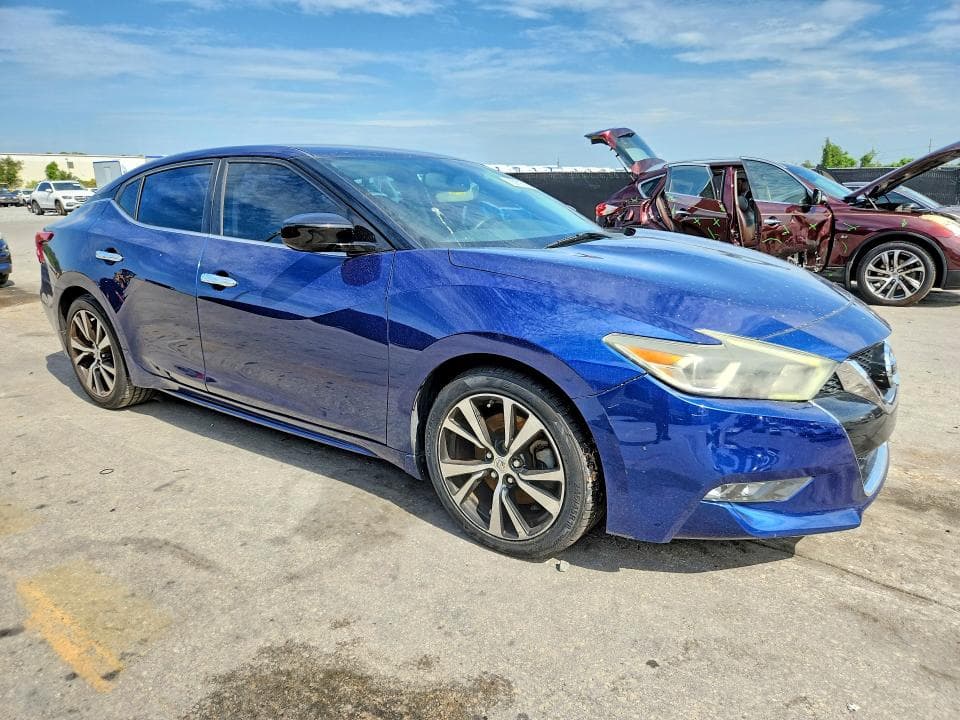 2018 NISSAN MAXIMA 3.5 S 4