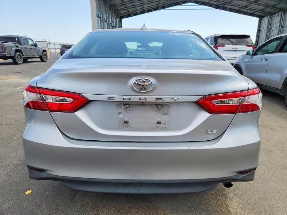2020 TOYOTA CAMRY LE 6