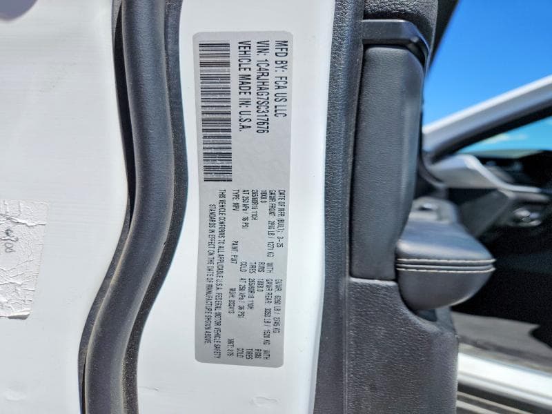 2025 JEEP GRAND CHEROKEE LAREDO 14