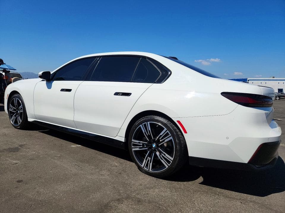 2023 BMW 740 I 2