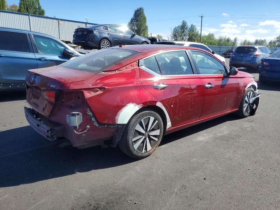 2021 NISSAN ALTIMA SV 3