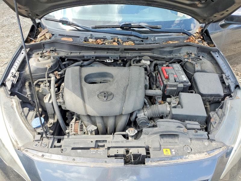 2017 TOYOTA YARIS 11