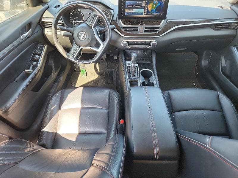 2024 NISSAN ALTIMA SR 8