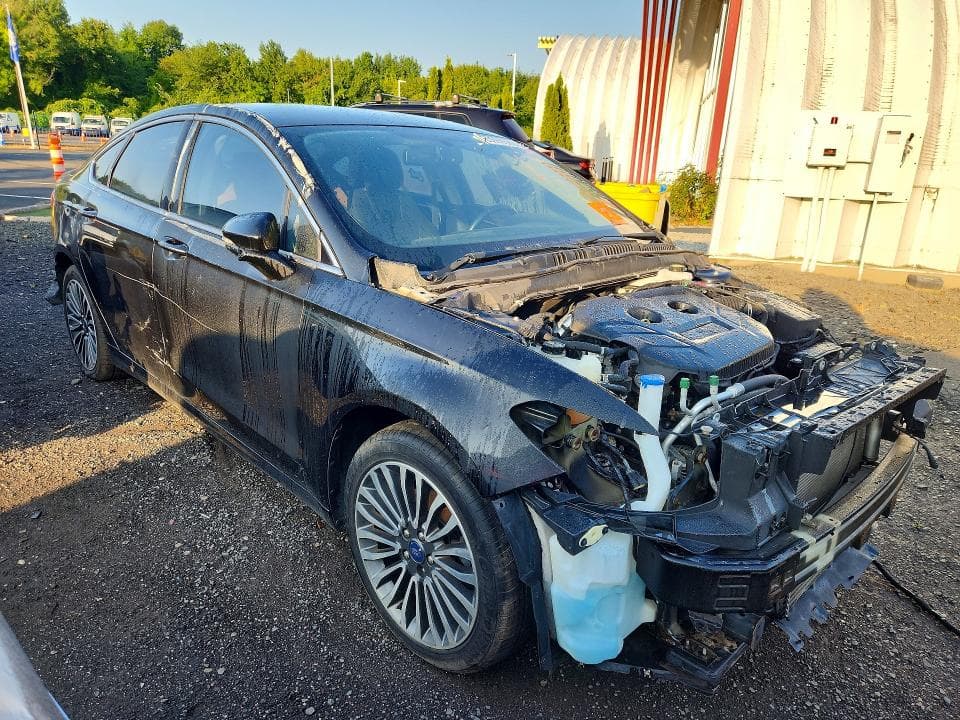 2017 FORD FUSION SE 4