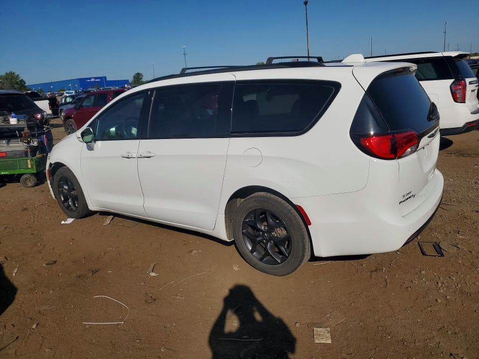 2019 CHRYSLER PACIFICA LIMITED 2