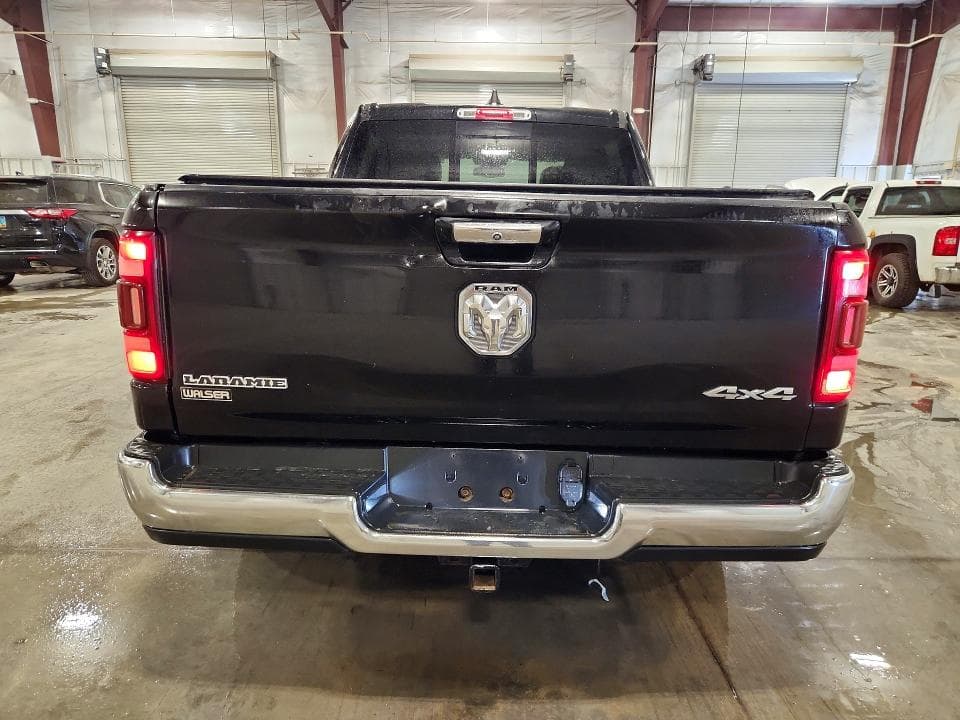 2019 RAM 1500 LARAMIE 6