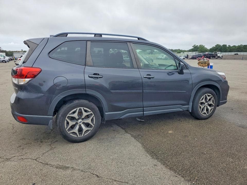 2019 SUBARU FORESTER PREMIUM 3