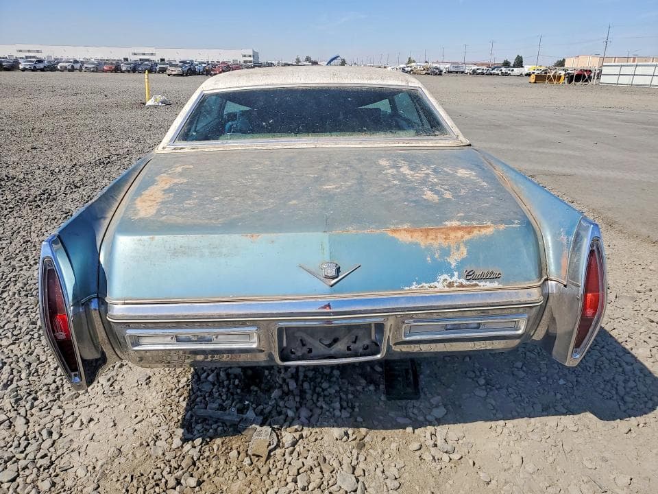 1972 CADILLAC DEVILLE 6