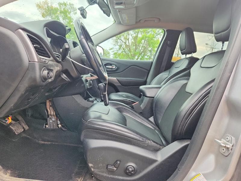 2019 JEEP CHEROKEE LATITUDE PLUS 7