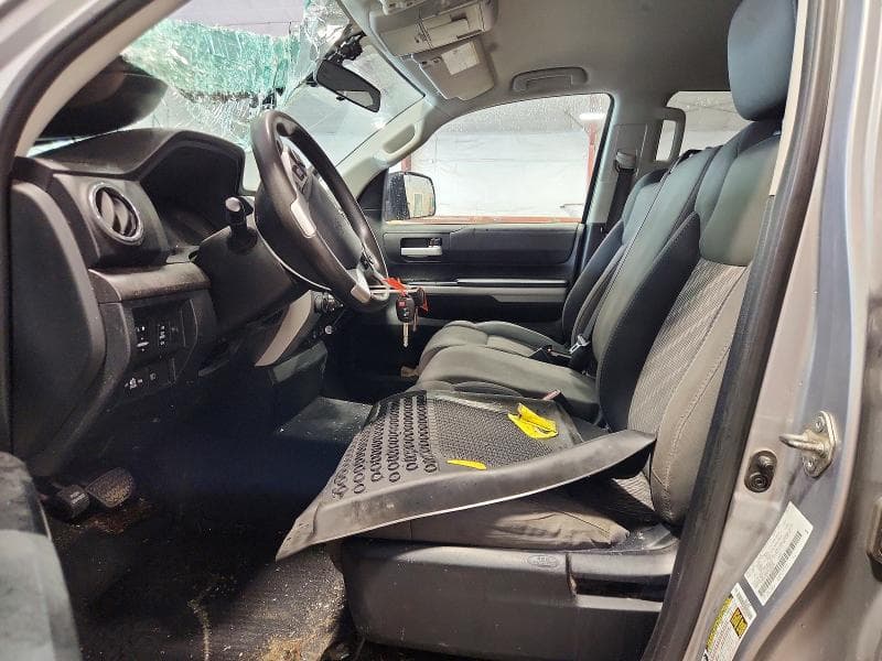 2018 TOYOTA TUNDRA SR5 7