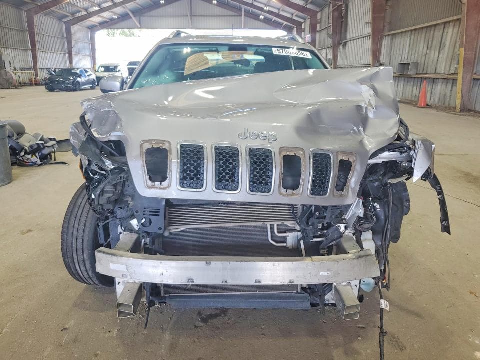 2019 JEEP CHEROKEE LATITUDE 5