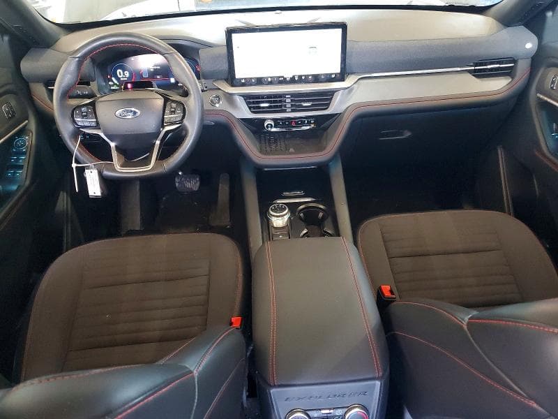 2025 FORD EXPLORER ST-LINE 8