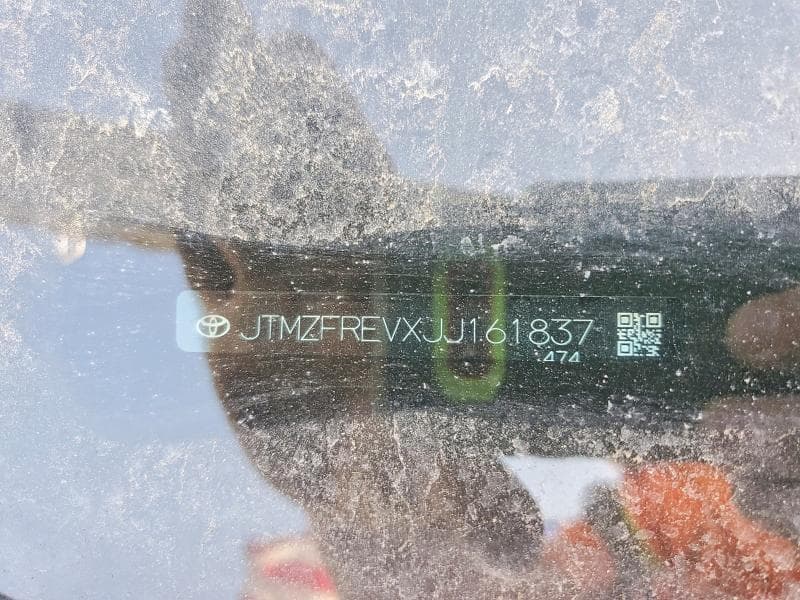 2018 TOYOTA RAV4 LE 13