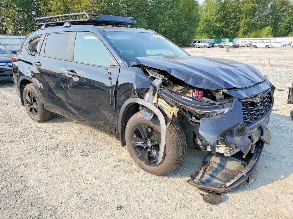 2025 TOYOTA HIGHLANDER HYBRID XLE NIGHTSHADE 4