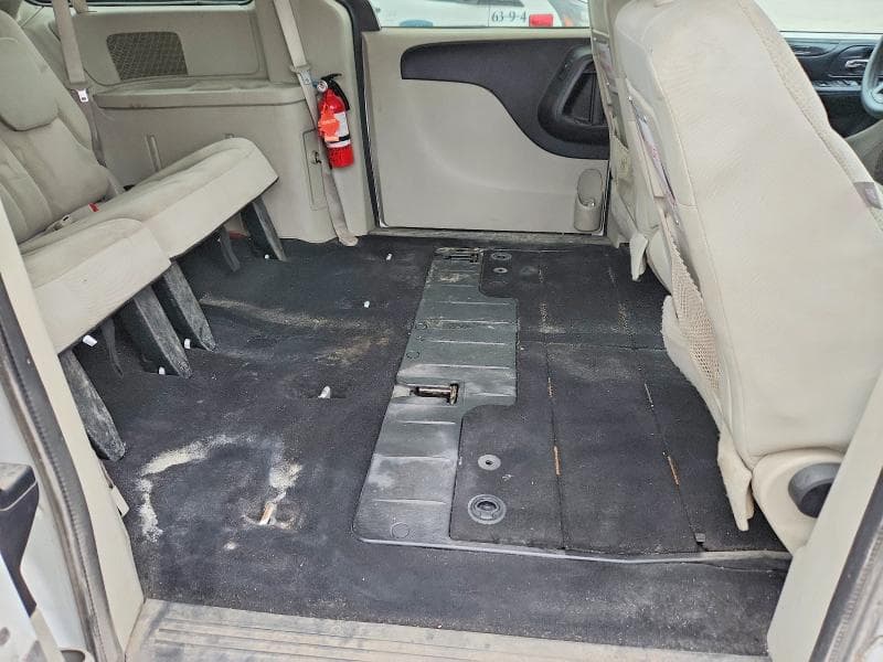 2019 DODGE GRAND CARAVAN SE 11