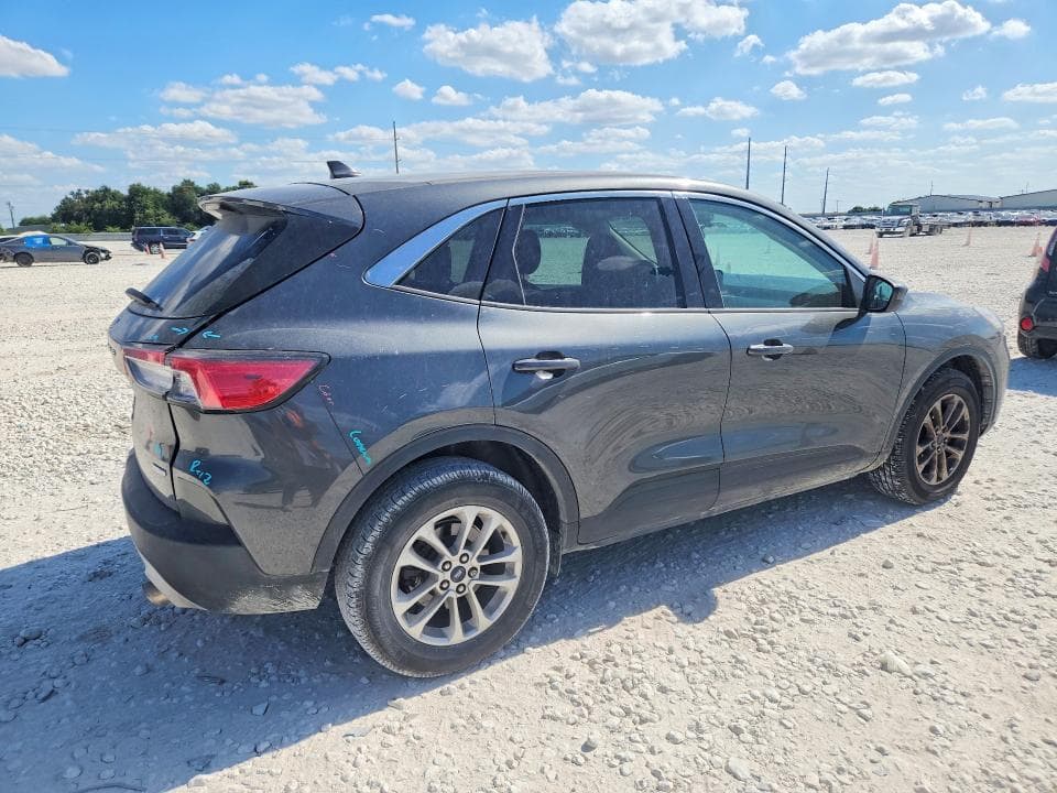 2020 FORD ESCAPE SE 3