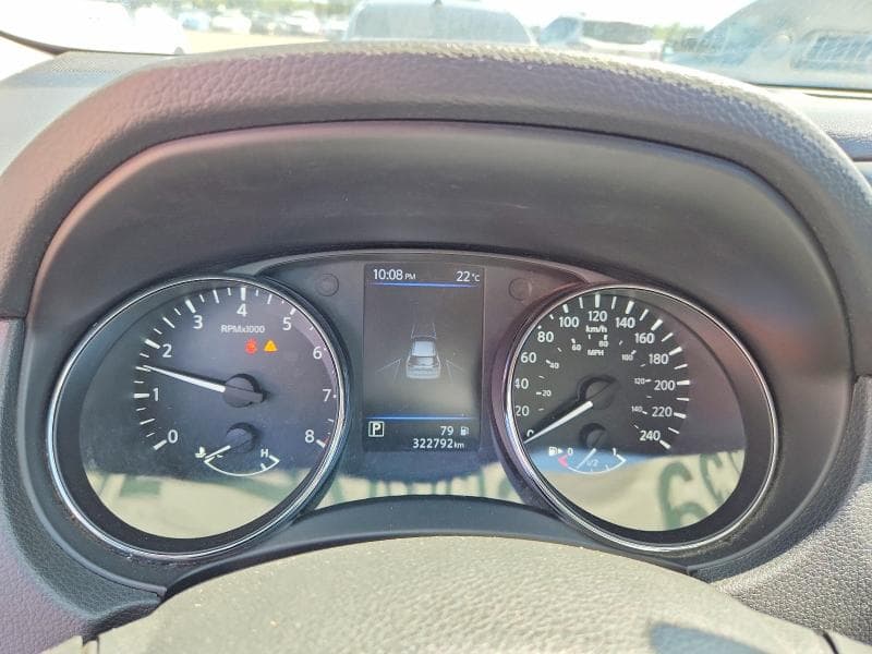 2019 NISSAN ROGUE S 9