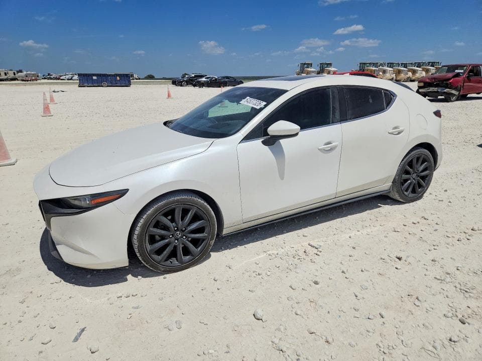 2020 MAZDA 3 PREMIUM - 1