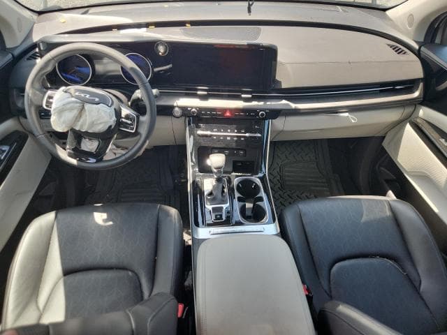 2024 KIA CARNIVAL EX 8