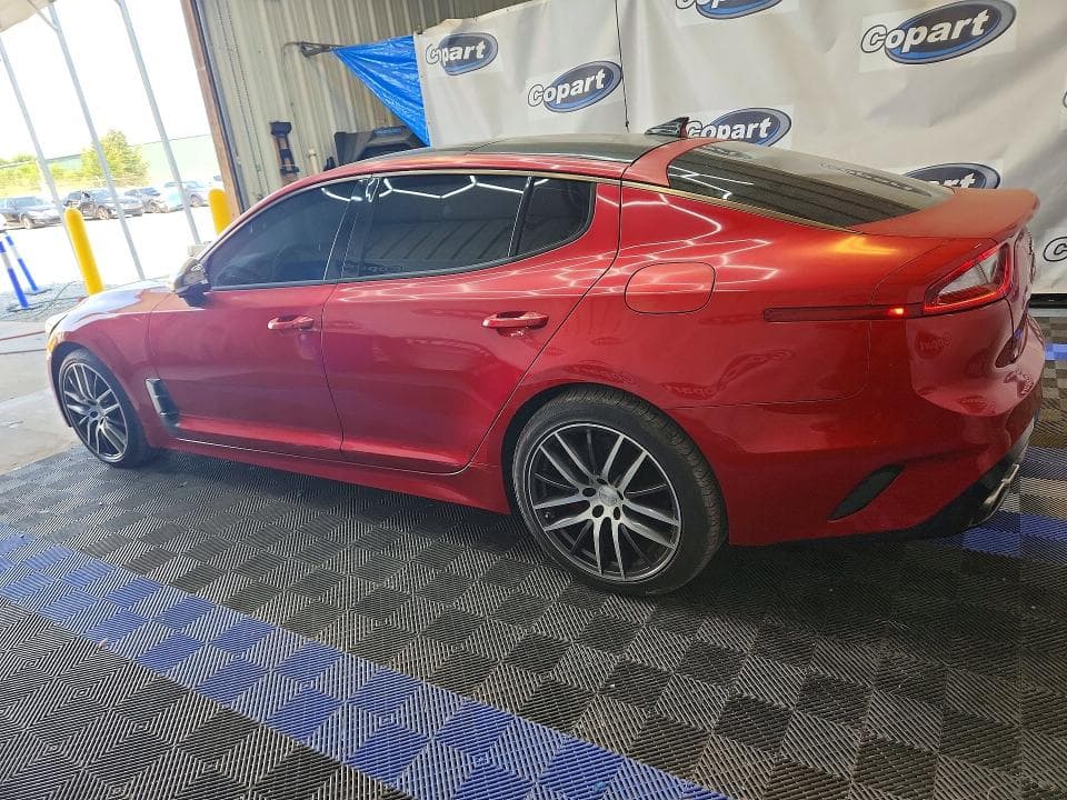 2018 KIA STINGER GT2 2