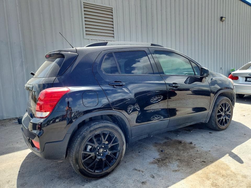 2020 CHEVROLET TRAX 1LT 3
