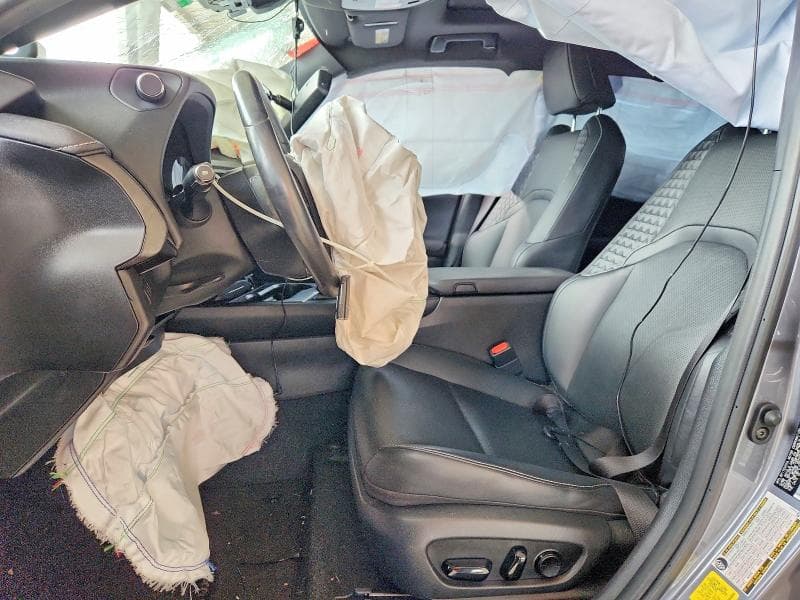 2021 LEXUS UX 200 7