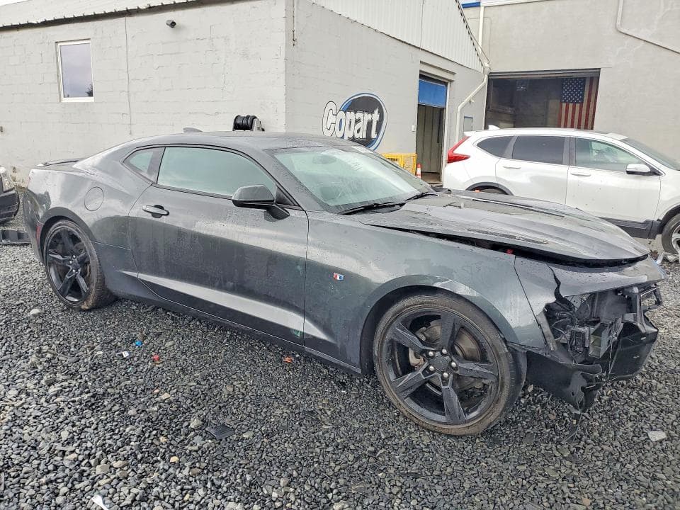 2018 CHEVROLET CAMARO LT 4