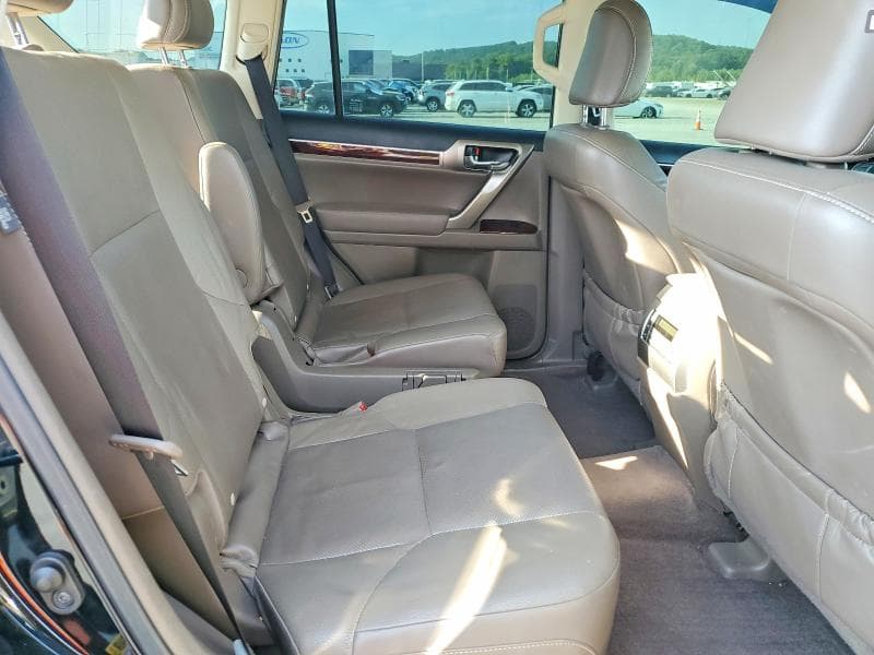 2018 LEXUS GX 460 11