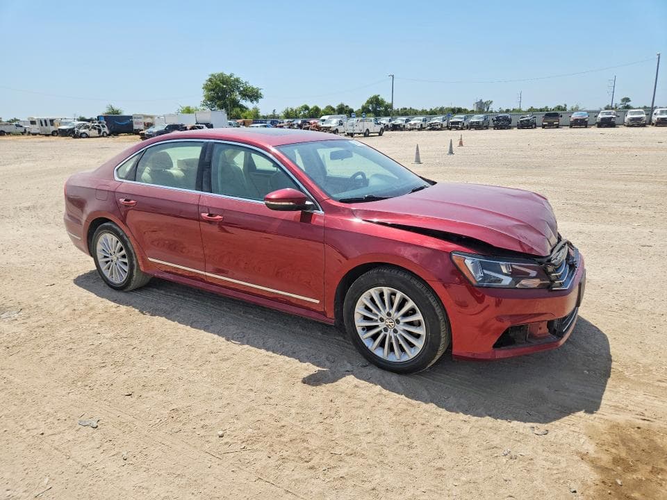 2017 VOLKSWAGEN PASSAT SE 4