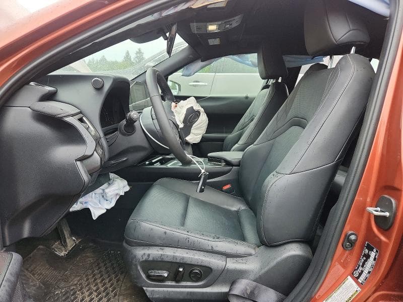 2025 LEXUS UX 300H BASE 7